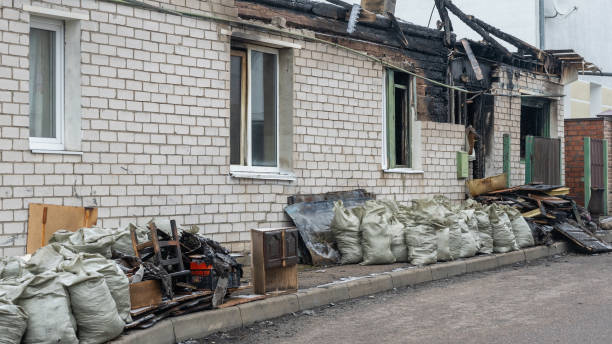 24/7 Emergency Fire Damage Removal experts in Redwood, TX